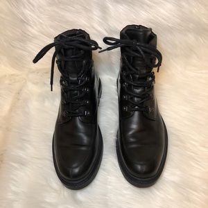 Kenneth Cole NY Well Kn-Own lace up boot sz 9 USED